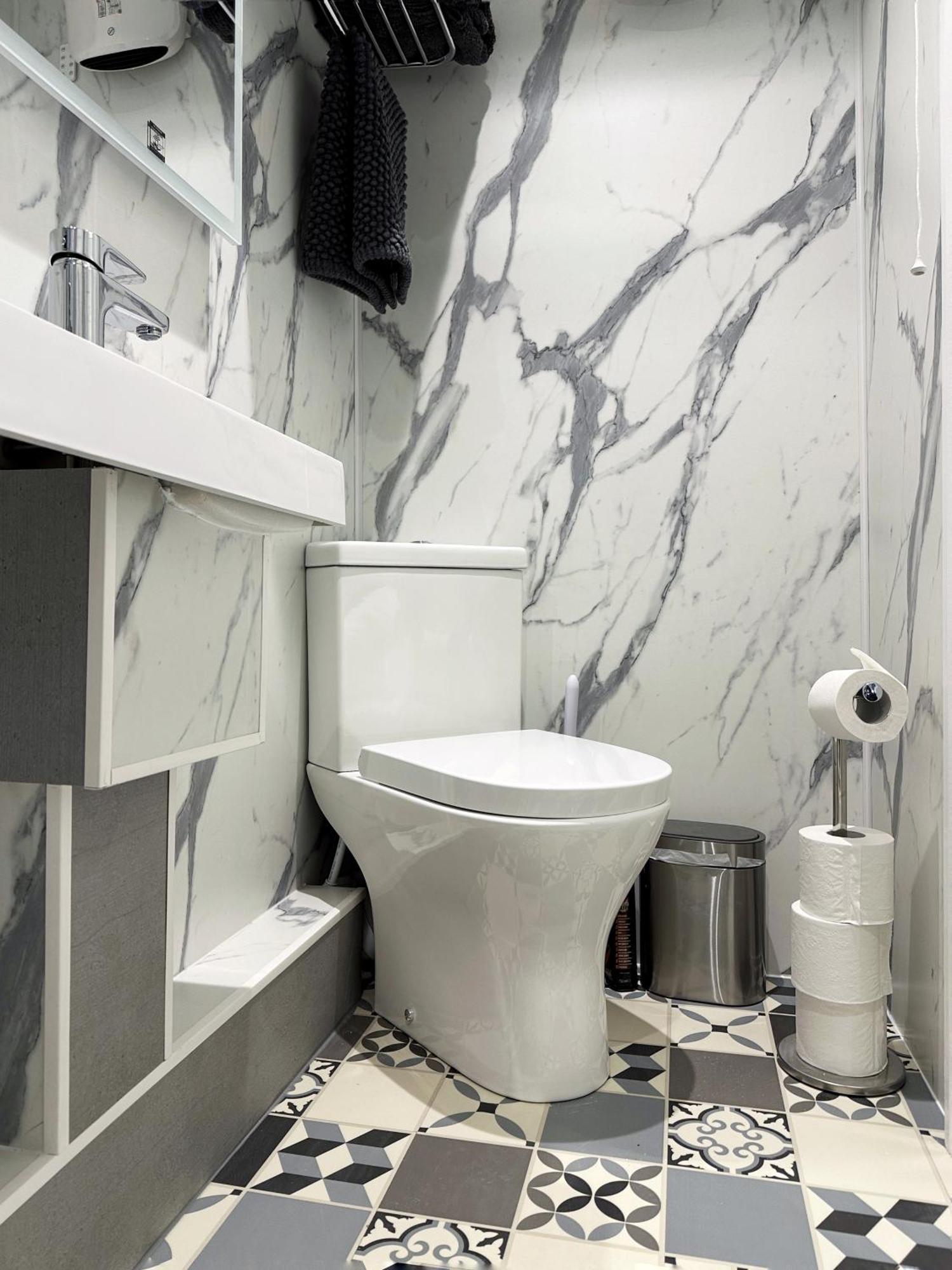 Kensington Studio Hosted By Airoperate Near Notting Hill - 1 Double Bed , 1 Sofa Bed, Ground Floor Apartment Via Private Entrance London Exterior photo